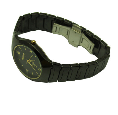 時尚與品質(zhì)的完美結(jié)合 韓國陶瓷手表低價熱銷