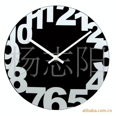 不銹鋼掛鐘的魅力 靜音石英鐘的實用與美學(xué)