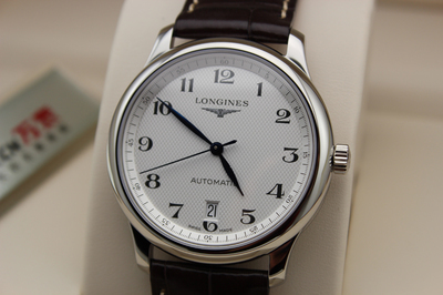 探秘皮帶白面男士機械表 價格、廠家與鐘表文化